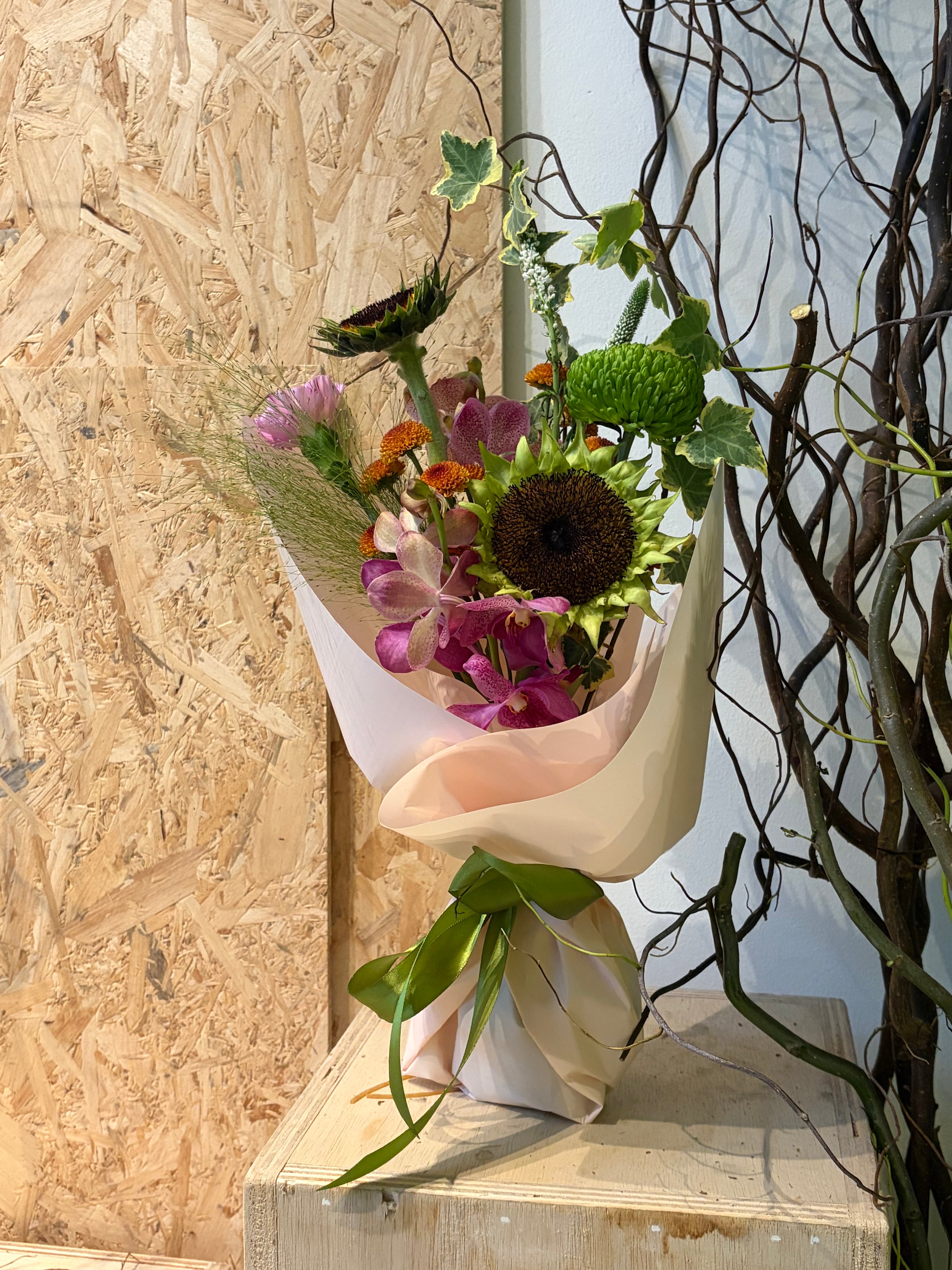 Weekly Bouquet *Updated Weekly* 12 May - 16 May